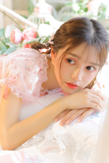 亵渎美容院在线观看